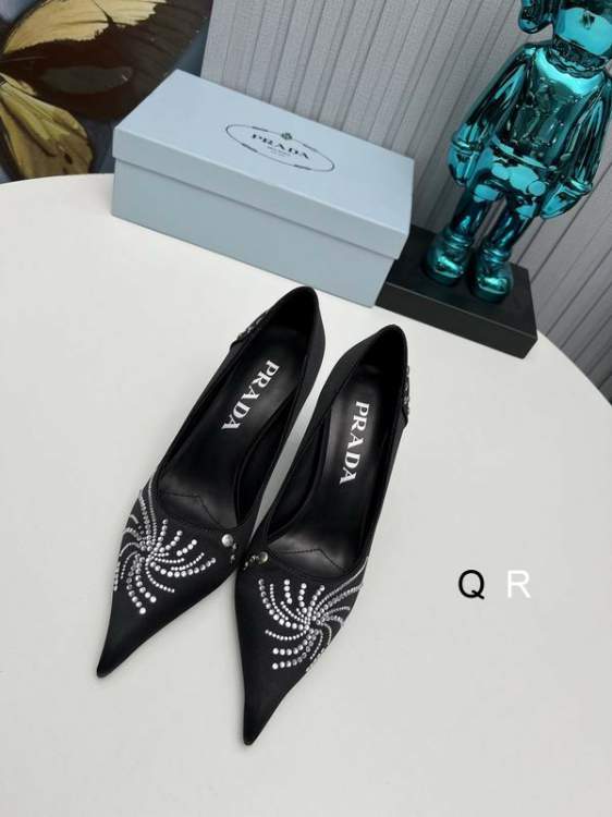 Picture of Prada Shoes _SKUPradasz35-40819162.5CM6CRR1214